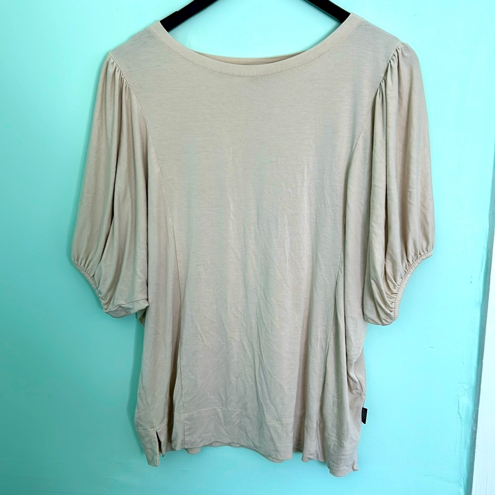 Holbrook short sleeve T-Shirt, New without tags, never worn. Size Large